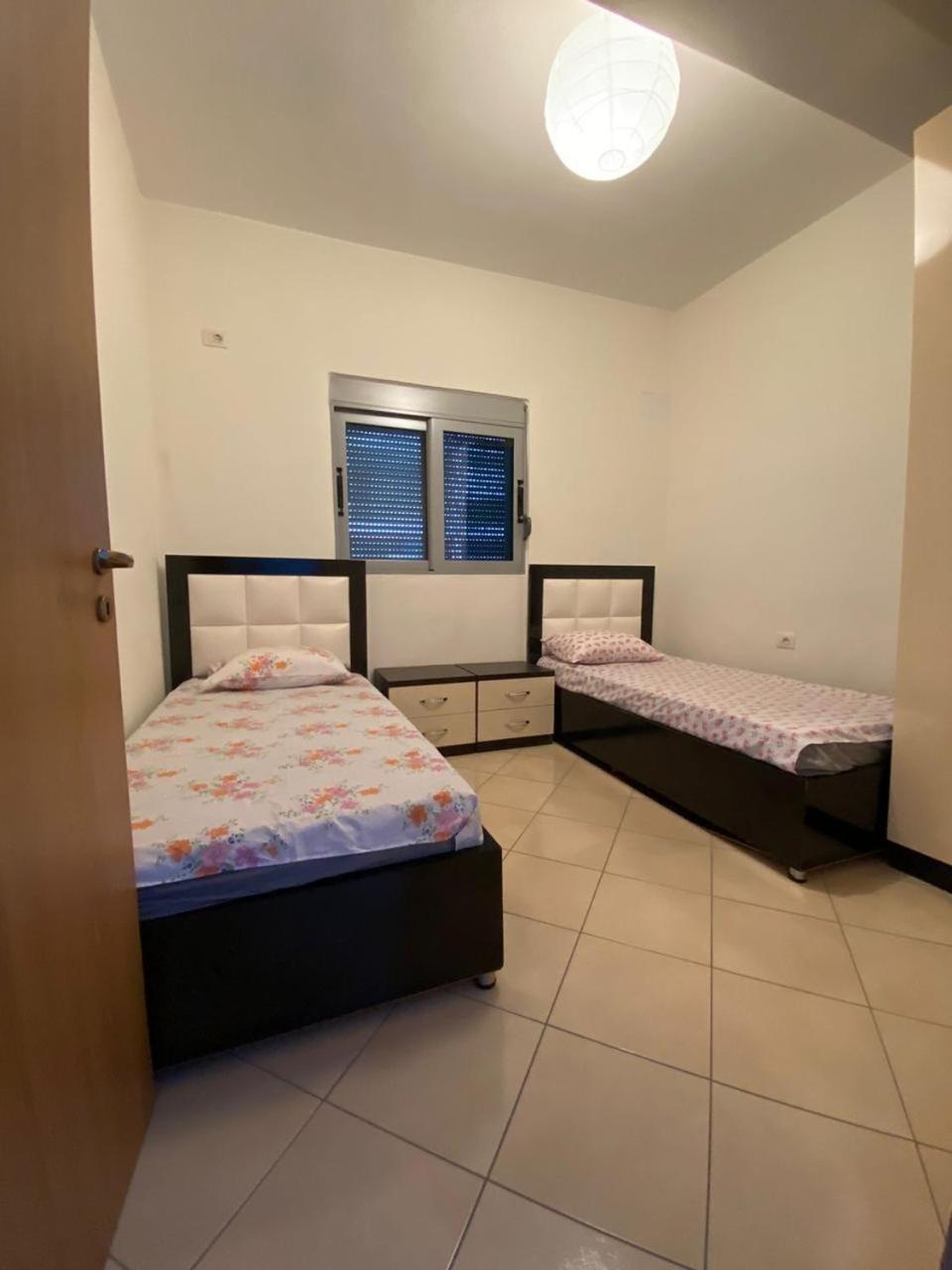 Tulipani Apartments Near Promenade Sarande Luaran gambar